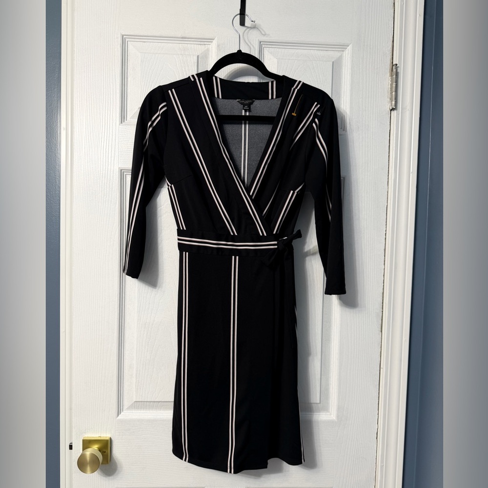 Ann Taylor black and white striped wrap dress petite 4